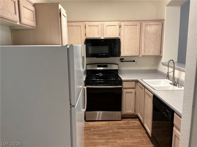 1310 Silver Sierra Street, Las Vegas, NV 89128