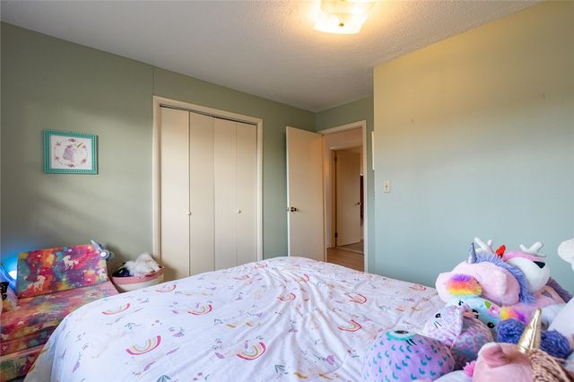 911 NW 10th Street, Bentonville, AR 72712