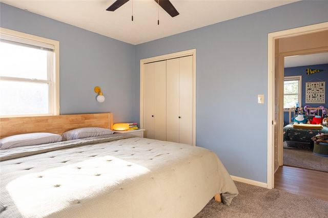 911 NW 10th Street, Bentonville, AR 72712