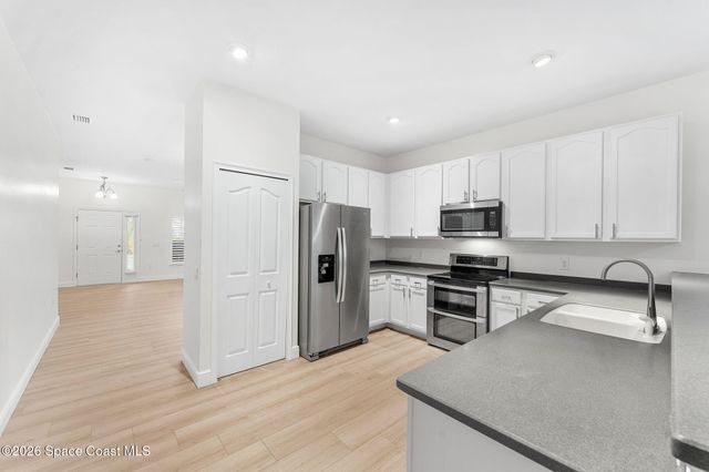 570 Martello Way, Melbourne, FL 32901