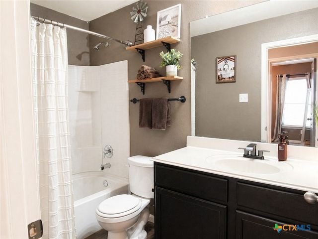 373 Azalea Way, New Braunfels, TX 78132