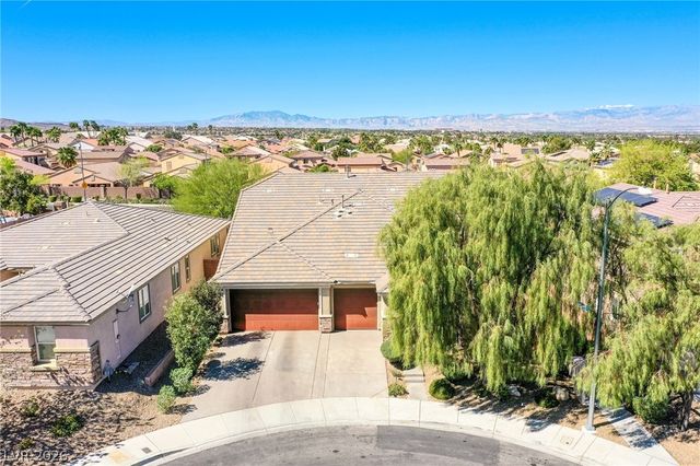 241 Desert Arroyo Court, Henderson, NV 89012