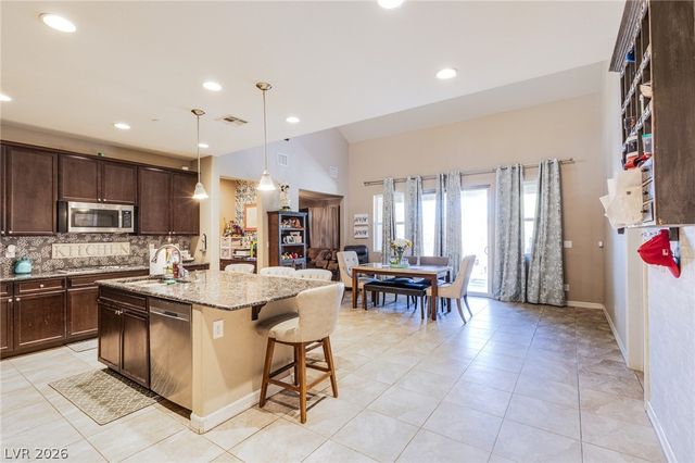 241 Desert Arroyo Court, Henderson, NV 89012