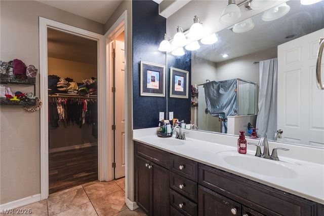 241 Desert Arroyo Court, Henderson, NV 89012