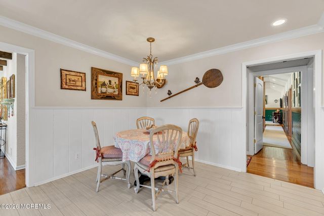 2 Alyce Lane, Rumson, NJ 07760
