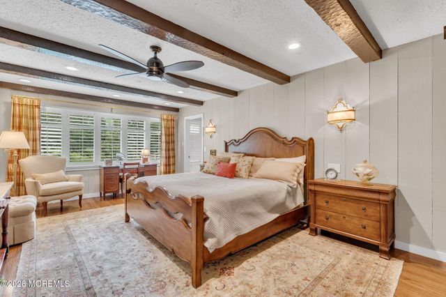 2 Alyce Lane, Rumson, NJ 07760