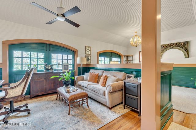 2 Alyce Lane, Rumson, NJ 07760