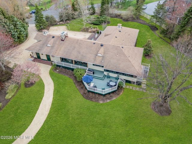 2 Alyce Lane, Rumson, NJ 07760