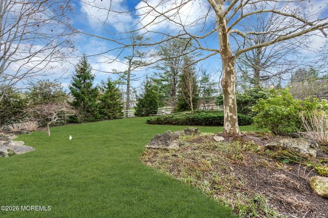 2 Alyce Lane, Rumson, NJ 07760