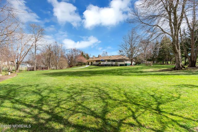 2 Alyce Lane, Rumson, NJ 07760