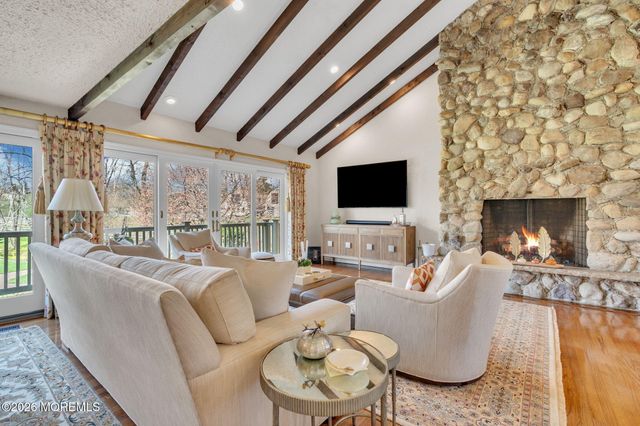 2 Alyce Lane, Rumson, NJ 07760