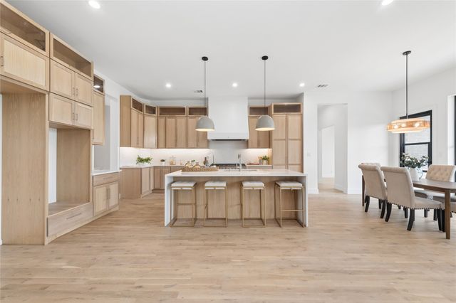 208 W Cottage Hill Parkway, Weston, TX 75009