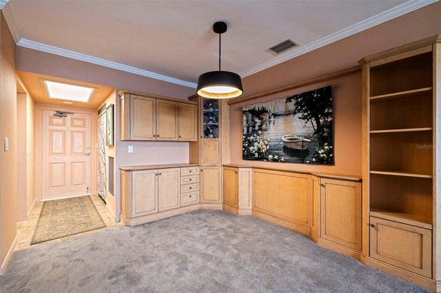 5108 BRITTANY DRIVE S 1005, St Petersburg, FL 33715