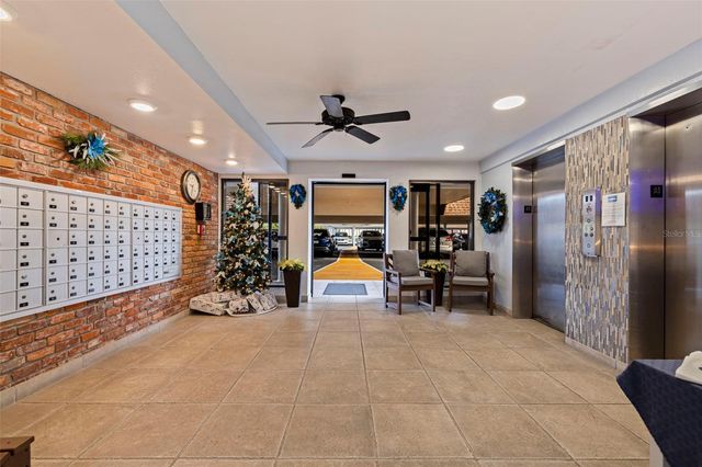 5108 BRITTANY DRIVE S 1005, St Petersburg, FL 33715