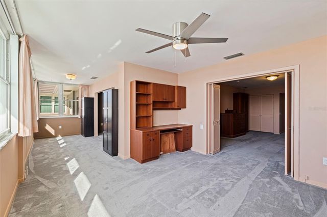 5108 BRITTANY DRIVE S 1005, St Petersburg, FL 33715