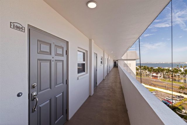 5108 BRITTANY DRIVE S 1005, St Petersburg, FL 33715