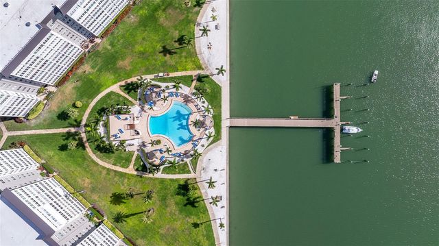 5108 BRITTANY DRIVE S 1005, St Petersburg, FL 33715