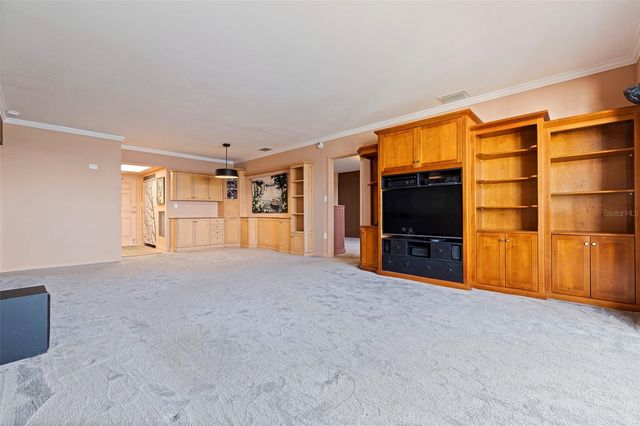 5108 BRITTANY DRIVE S 1005, St Petersburg, FL 33715