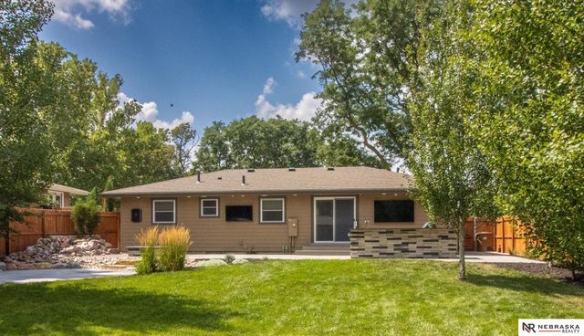 7220 York Lane, Lincoln, NE 68505
