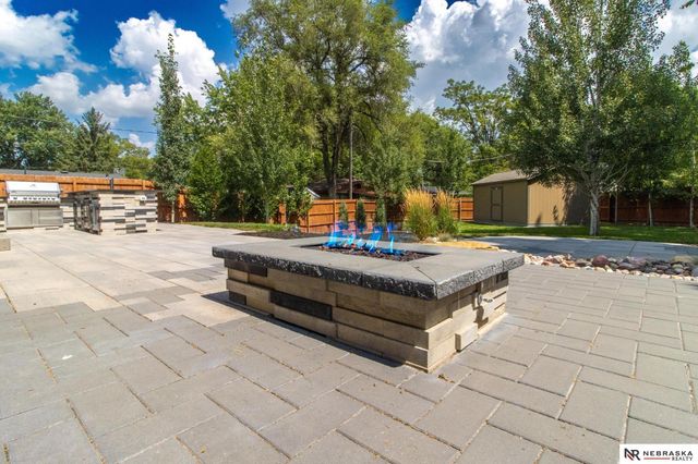 7220 York Lane, Lincoln, NE 68505