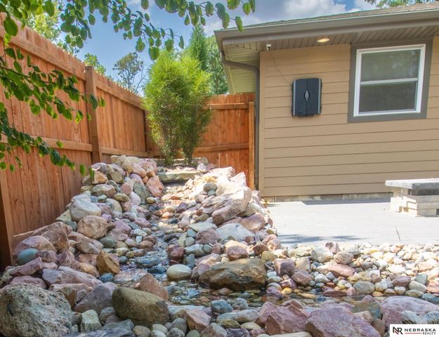 7220 York Lane, Lincoln, NE 68505