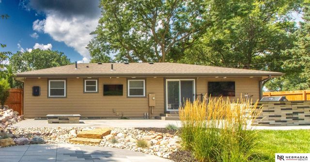 7220 York Lane, Lincoln, NE 68505