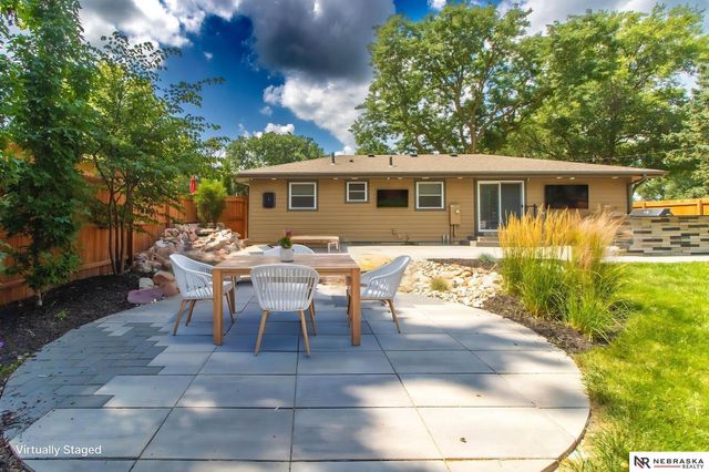 7220 York Lane, Lincoln, NE 68505