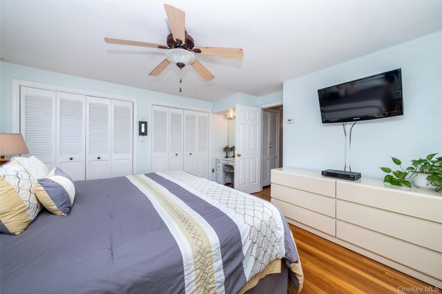 454 Swanson Drive, Thornwood, NY 10594