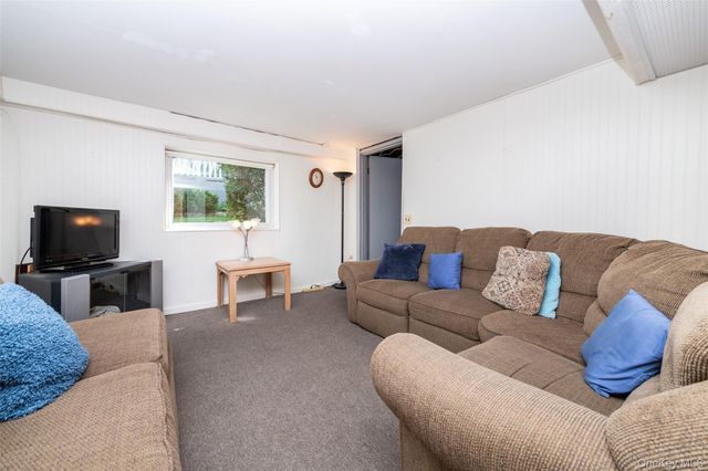 454 Swanson Drive, Thornwood, NY 10594