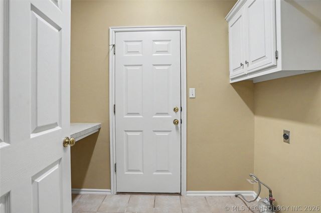 4216 W Detroit Street, Broken Arrow, OK 74012