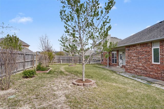 4216 W Detroit Street, Broken Arrow, OK 74012