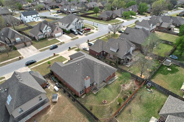 4216 W Detroit Street, Broken Arrow, OK 74012