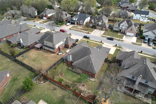 4216 W Detroit Street, Broken Arrow, OK 74012