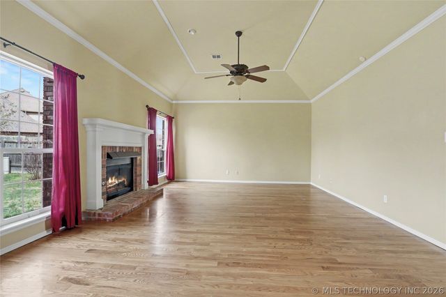 4216 W Detroit Street, Broken Arrow, OK 74012