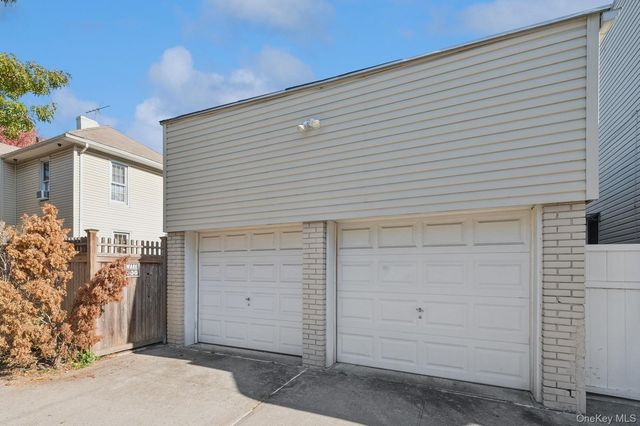 1541 Overing Street, Bronx, NY 10461