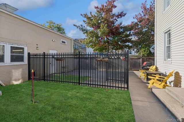 1541 Overing Street, Bronx, NY 10461