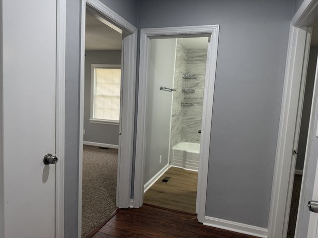 411 Moore Dr, Columbia, TN 38401