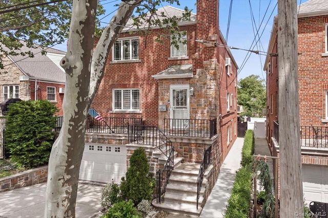 1231 Lydig Avenue, Bronx, NY 10461