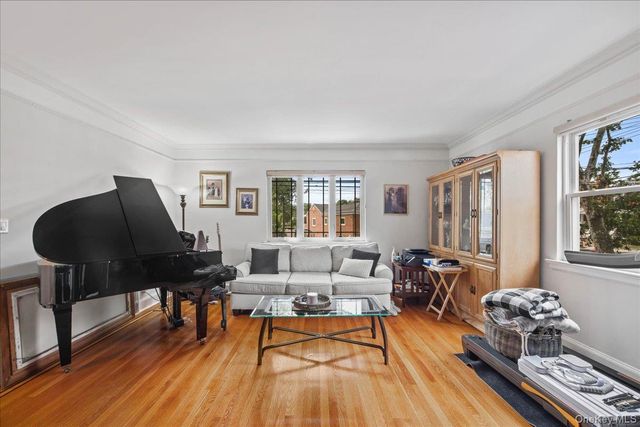 1231 Lydig Avenue, Bronx, NY 10461