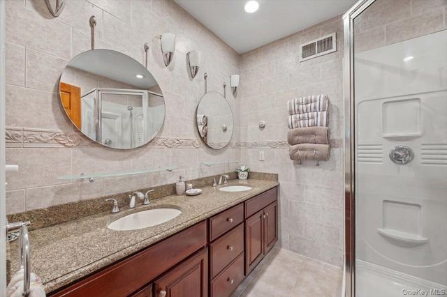 1231 Lydig Avenue, Bronx, NY 10461