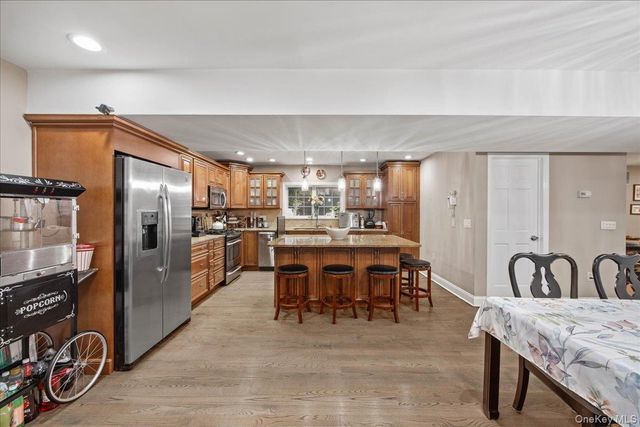 1231 Lydig Avenue, Bronx, NY 10461
