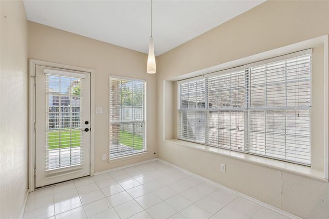 2212 Meadowstone Drive, Carrollton, TX 75006
