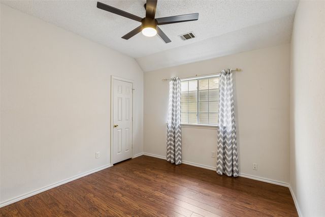 2212 Meadowstone Drive, Carrollton, TX 75006