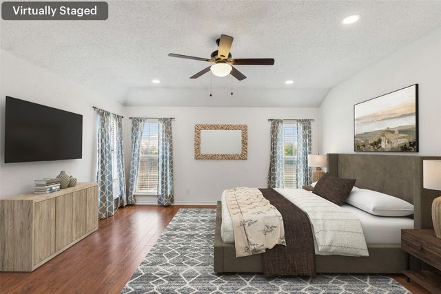 2212 Meadowstone Drive, Carrollton, TX 75006