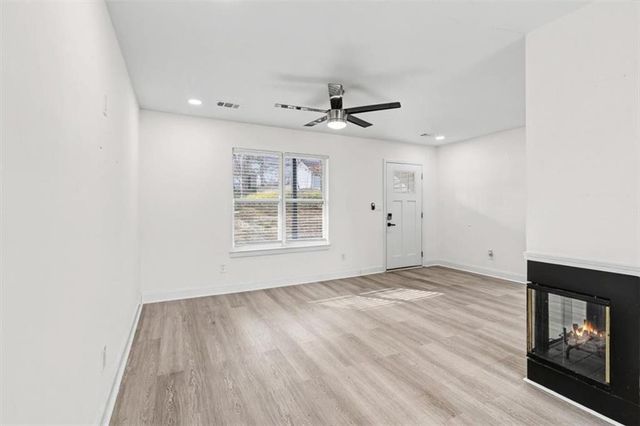 3475 Meadowlane Place SW, Atlanta, GA 30331