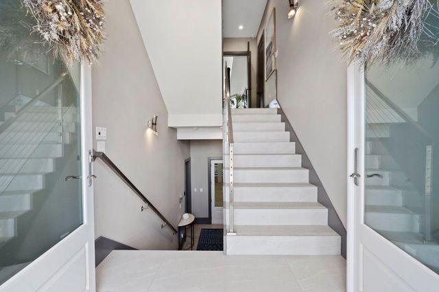 3835 Seabreeze Lane, Galveston, TX 77554