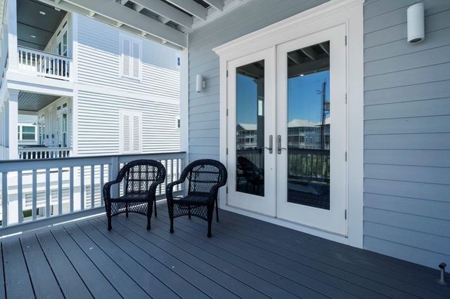 3835 Seabreeze Lane, Galveston, TX 77554