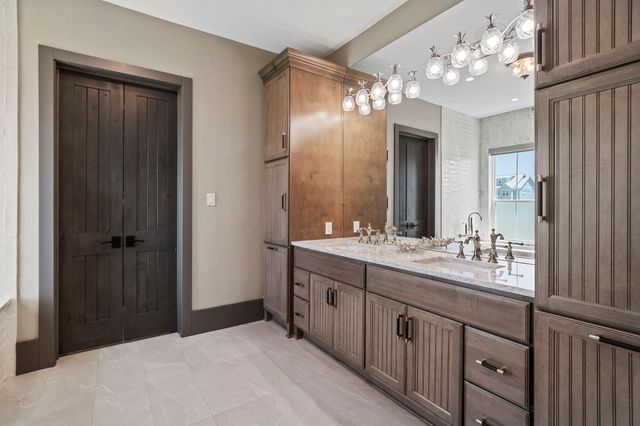 3835 Seabreeze Lane, Galveston, TX 77554