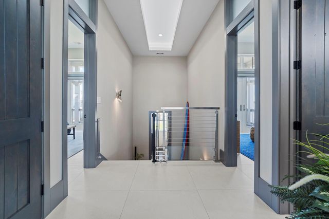 3835 Seabreeze Lane, Galveston, TX 77554