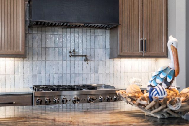 3835 Seabreeze Lane, Galveston, TX 77554